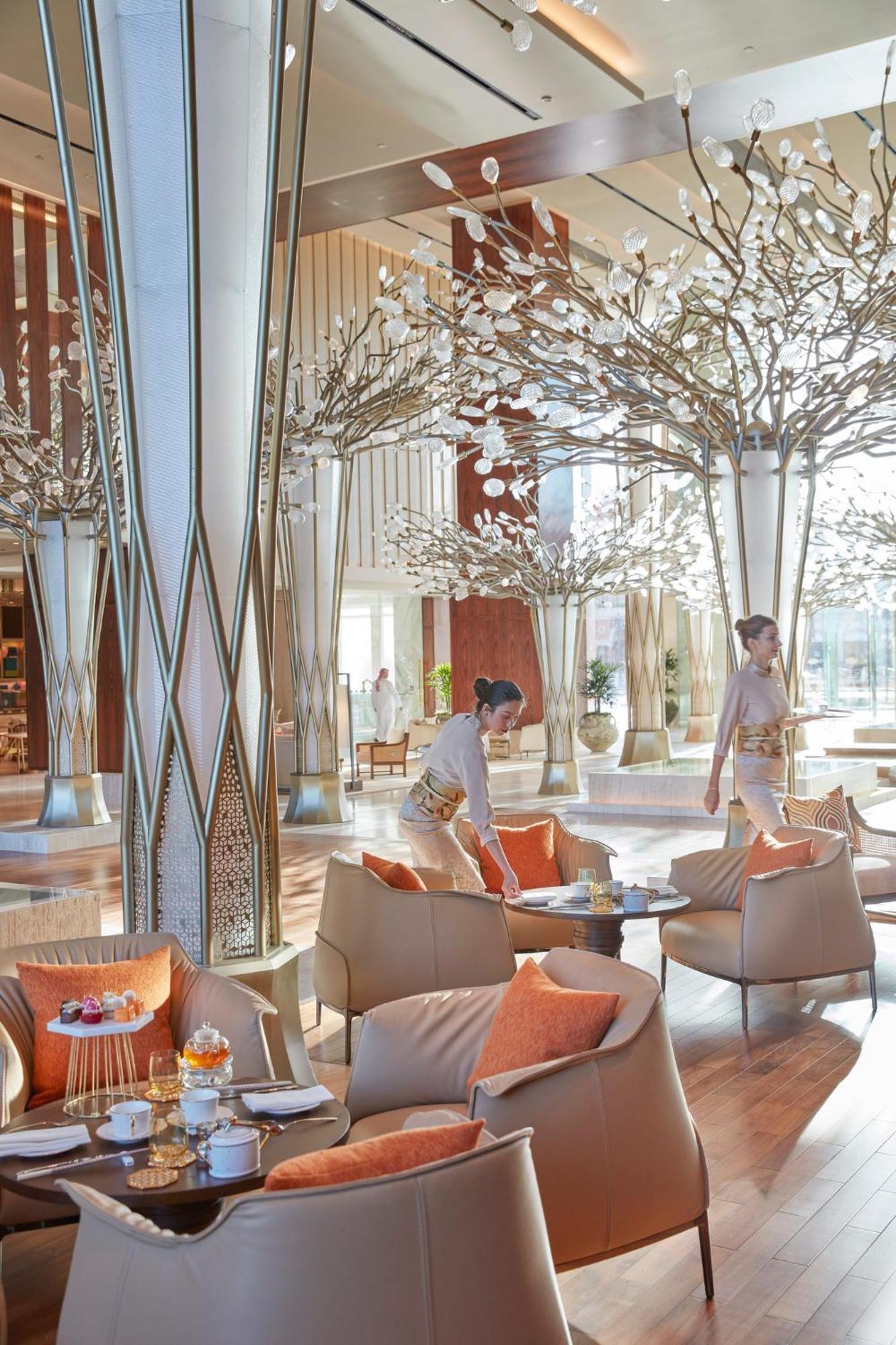 ホテル マンダリン オリエンタル ジュメイラ ドバイ エクステリア 写真 The lobby of the hotel