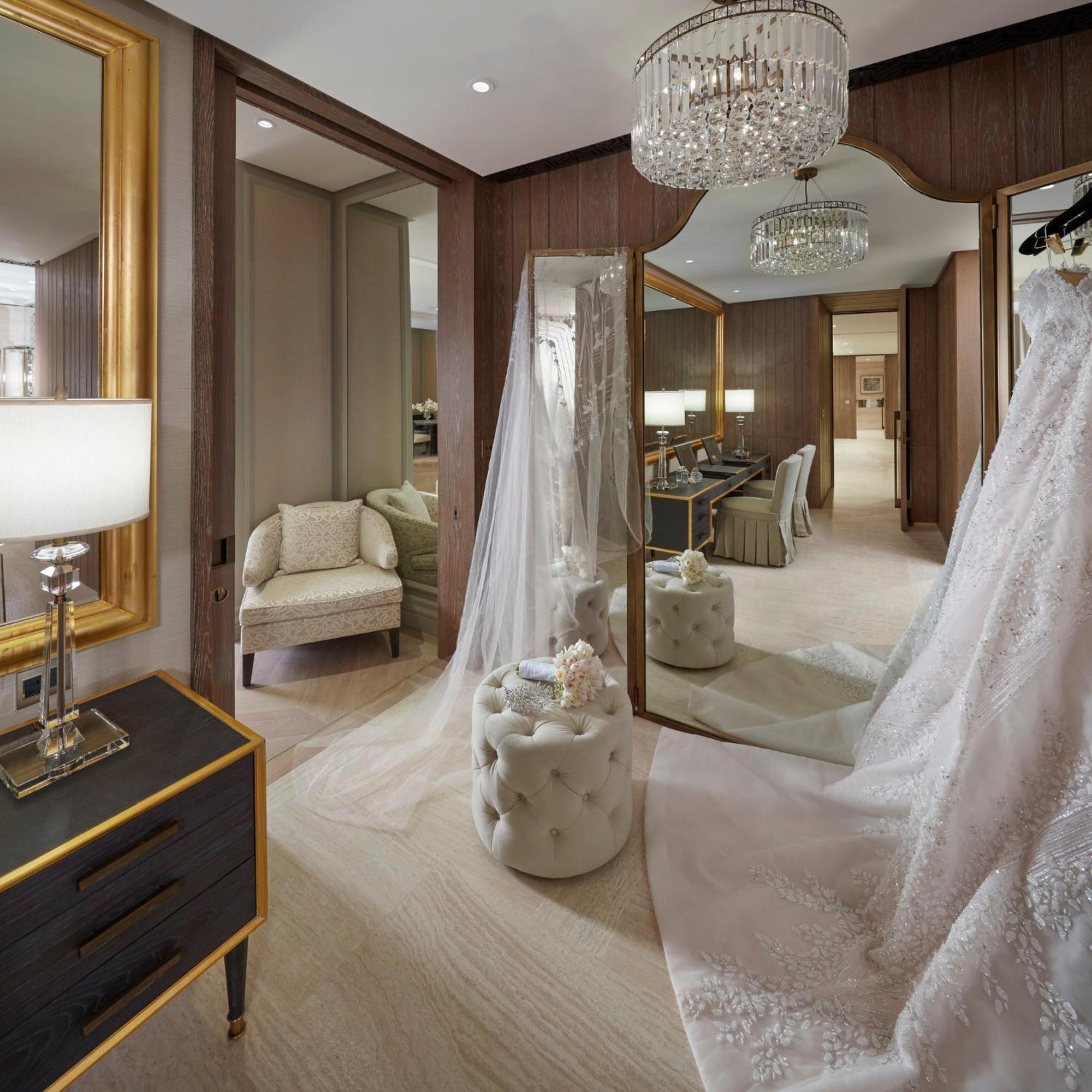 ホテル マンダリン オリエンタル ジュメイラ ドバイ エクステリア 写真 The Bridal Suite at The Dorchester